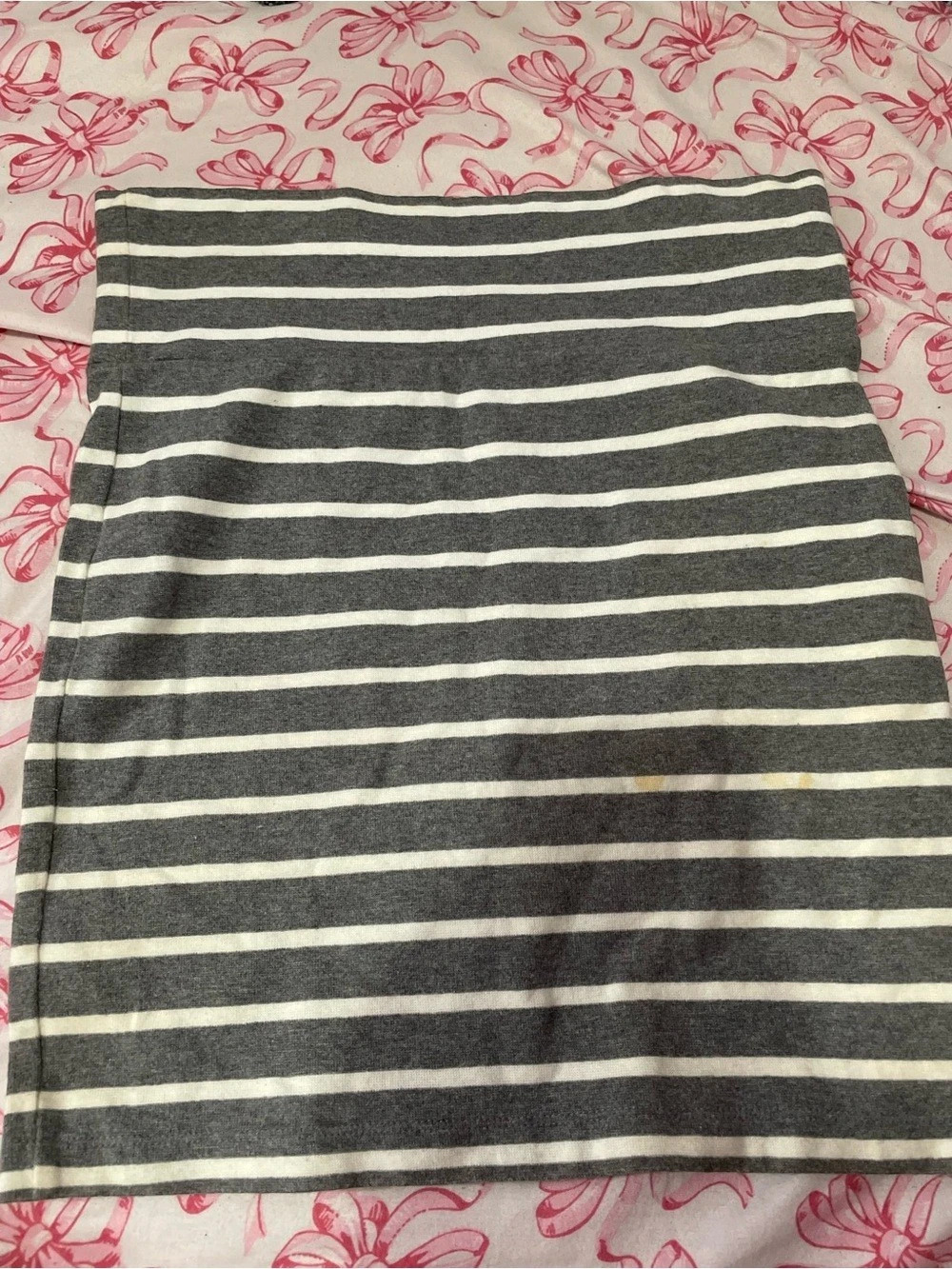 Twenty One Striped Mini Skirt in Gray & White Size Medium